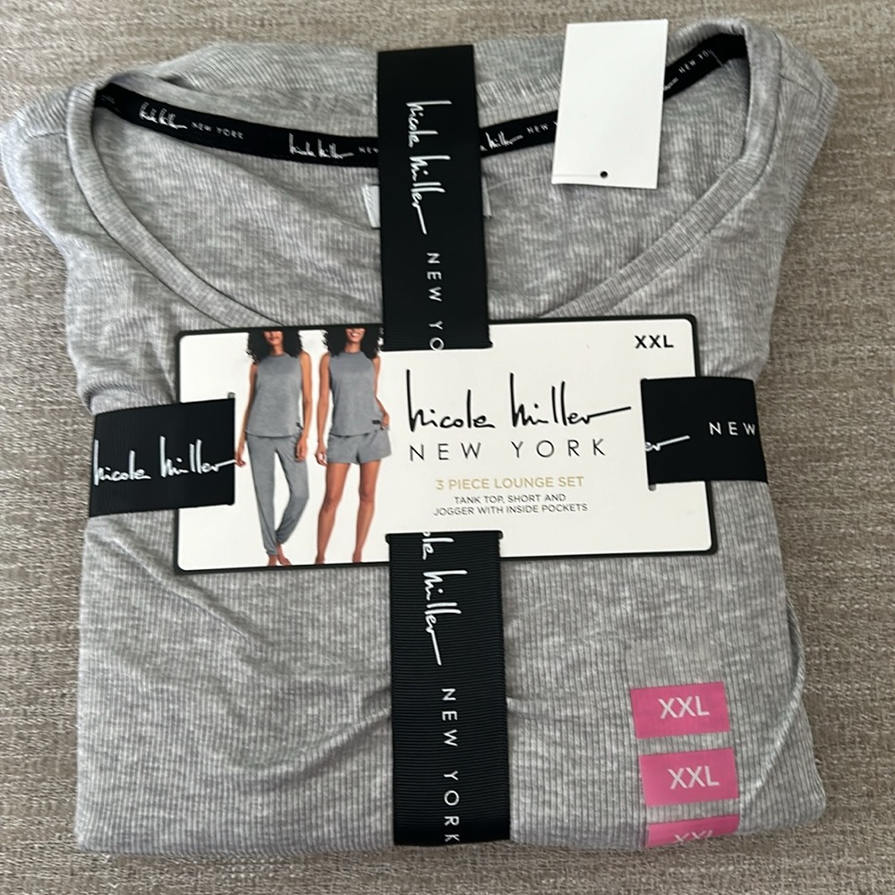Nicole Miller 3 piece Ribbed Lounge/Pajama Set. Size XXL. NWT. - Picture 6 of 9